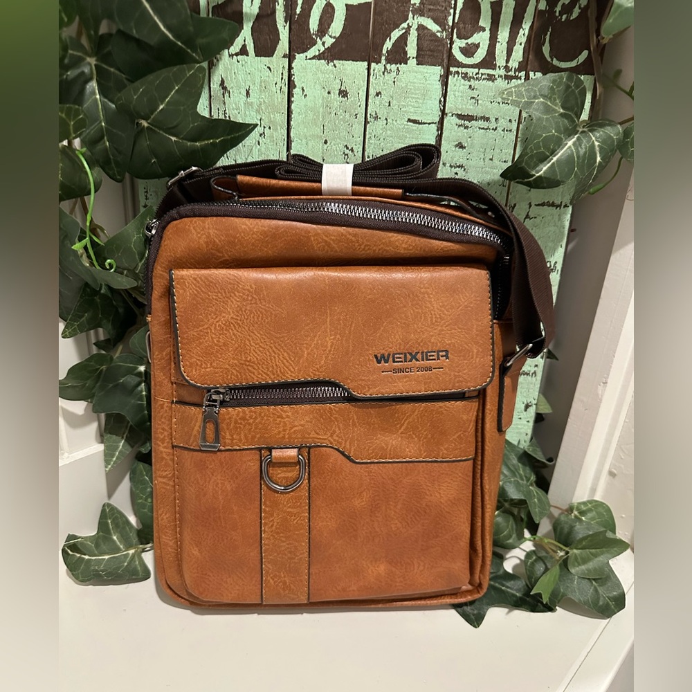 WEIXIER - Light Brown Unisex Leather Crossbody Bag ✨ *Brand New!*